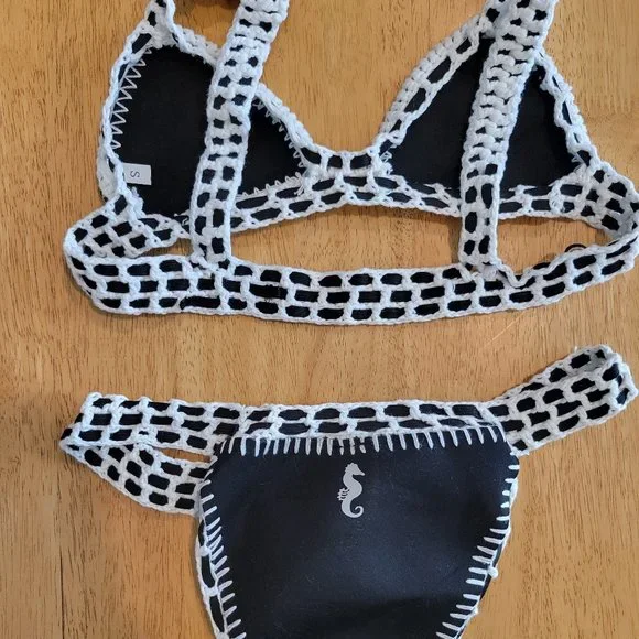 Sunny Co black bikini - never worn! - Picture 2 of 3